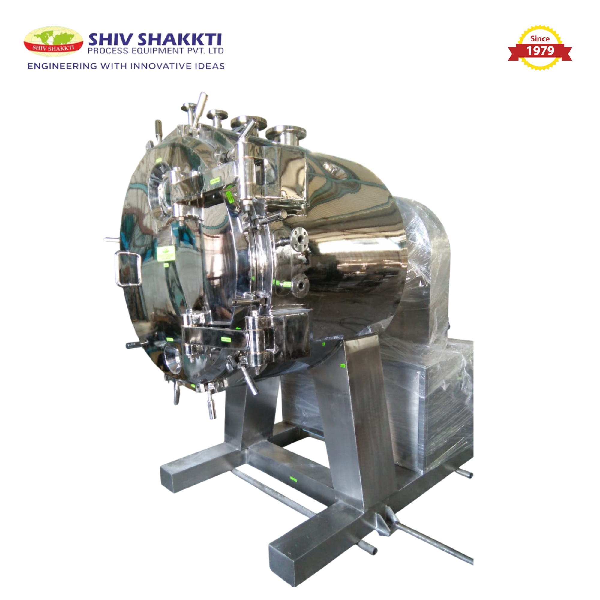 Cantilever Rotary Vacuum Paddle Dryer Image